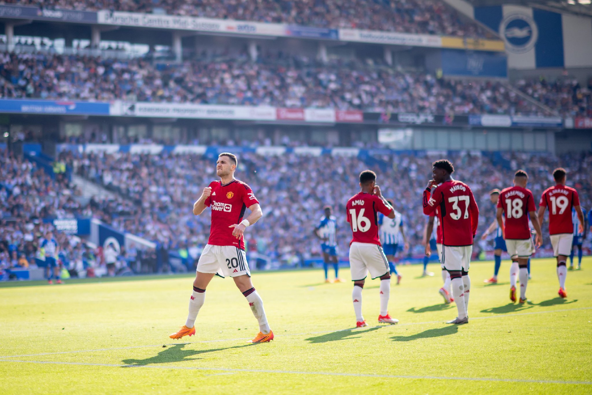 争夺中取得 争夺中取得